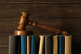 Türk Hukukunda Çekişmeli Boşanma Davası: Aşamalar ve Avukatın Rolü